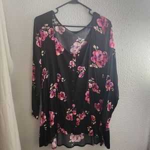 Torrid size 2 floral Blouse